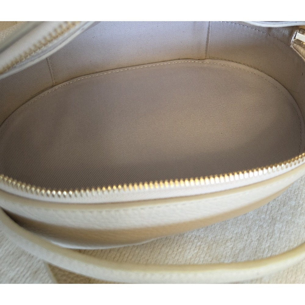Cuyana Top Handle Crossbody Bag Ecru Pebbled Italian Leather Gold Hardware - Picture 6 of 12